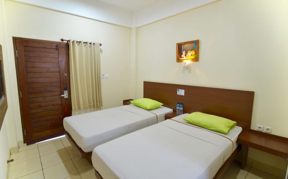 Central Inn Hotel in Batu Layar