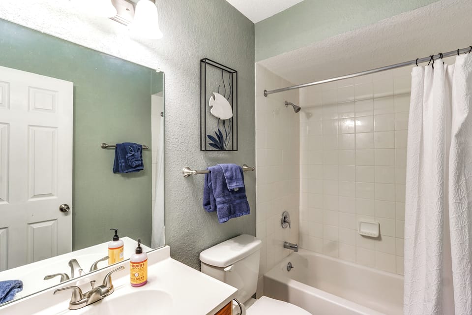 Full Bathroom