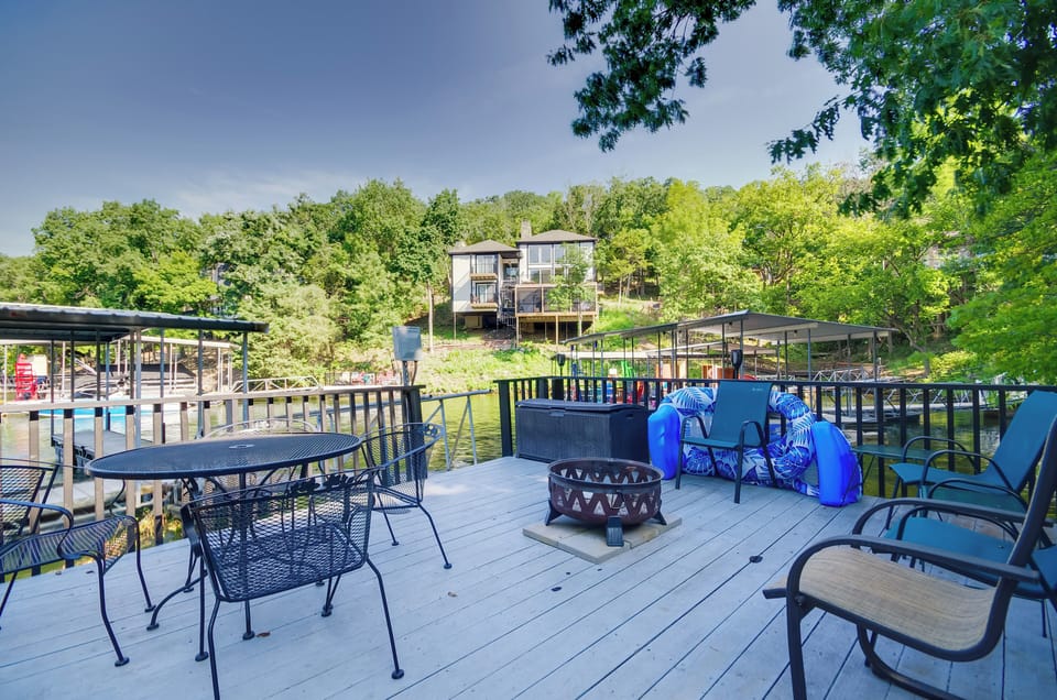 Waterfront Deck | Fire Pit