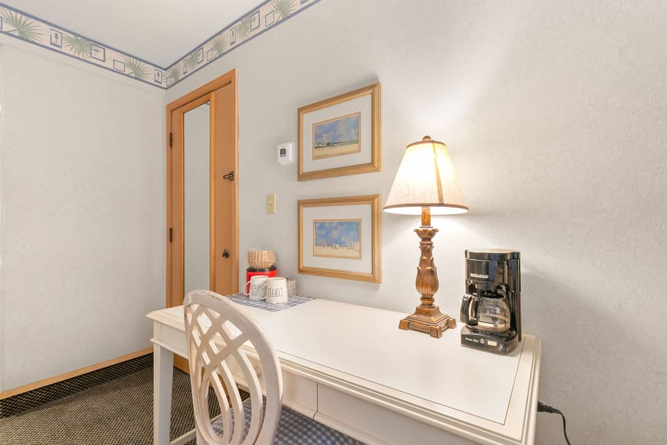 Front of Building. Unit managed by Florida Sun Vacation Rentals