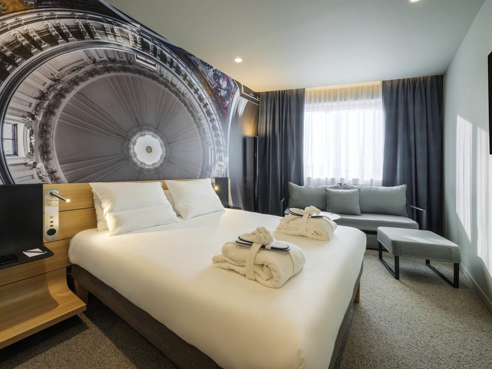 Executive Room, 1 Double Bed with Sofa bed | Premium bedding, pillowtop beds, minibar, in-room safe
