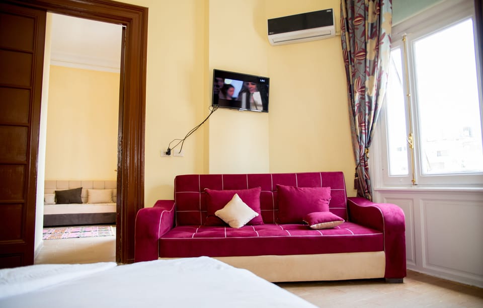 Family Studio Suite | Premium bedding, Select Comfort beds, minibar, laptop workspace