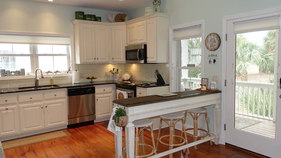Additional eating area