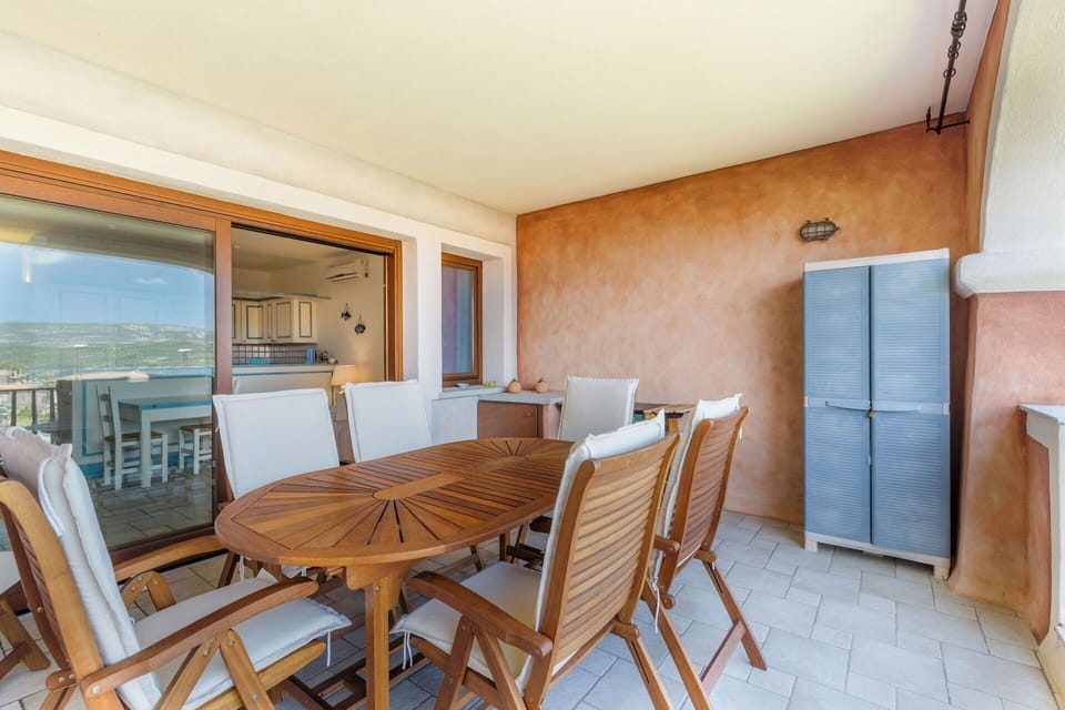 Balcony / Terrace / Patio