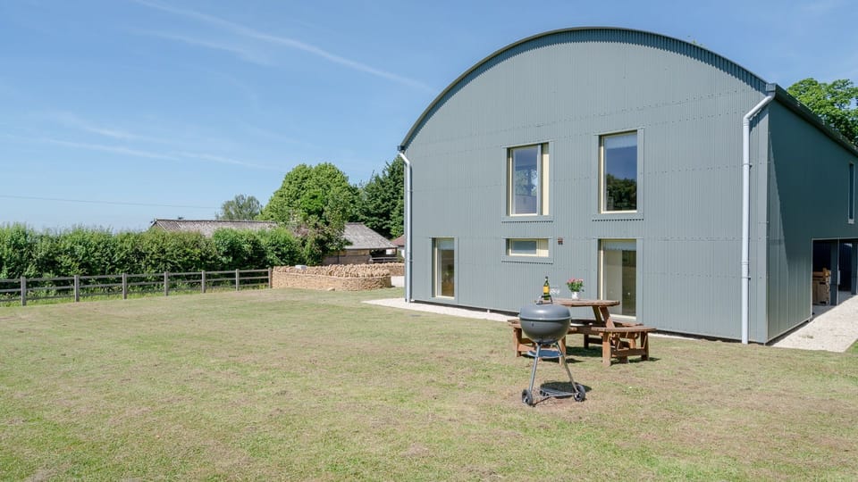 Hill View Rise, Bolthole Retreats