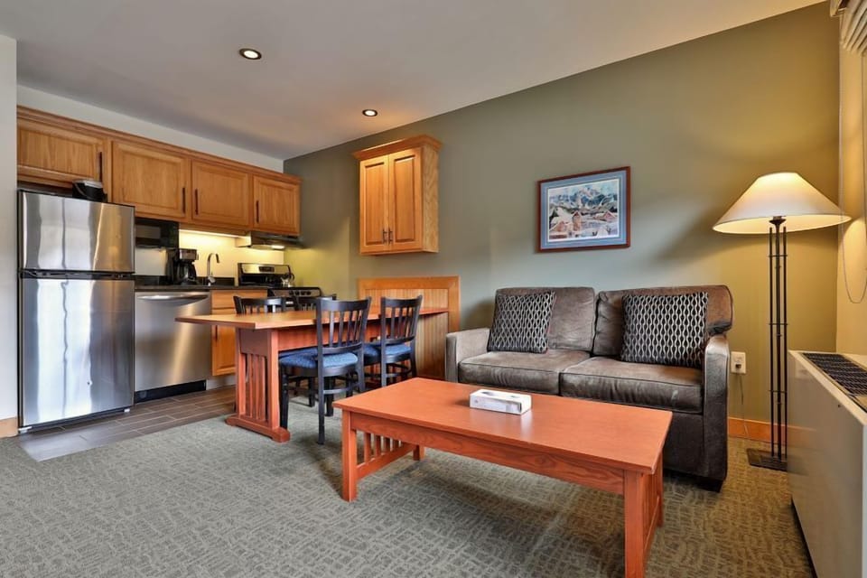 Economy Studio | Desk, blackout drapes, iron/ironing board, WiFi (free)