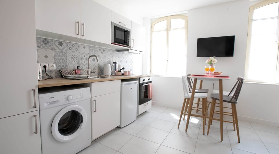 Equipped kitchen