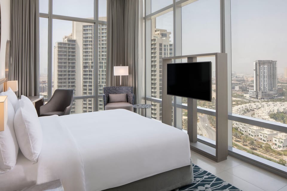 Down comforters, minibar, in-room safe, desk