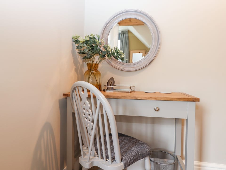Cottage | 3 bedrooms, individually decorated, individually furnished, free WiFi