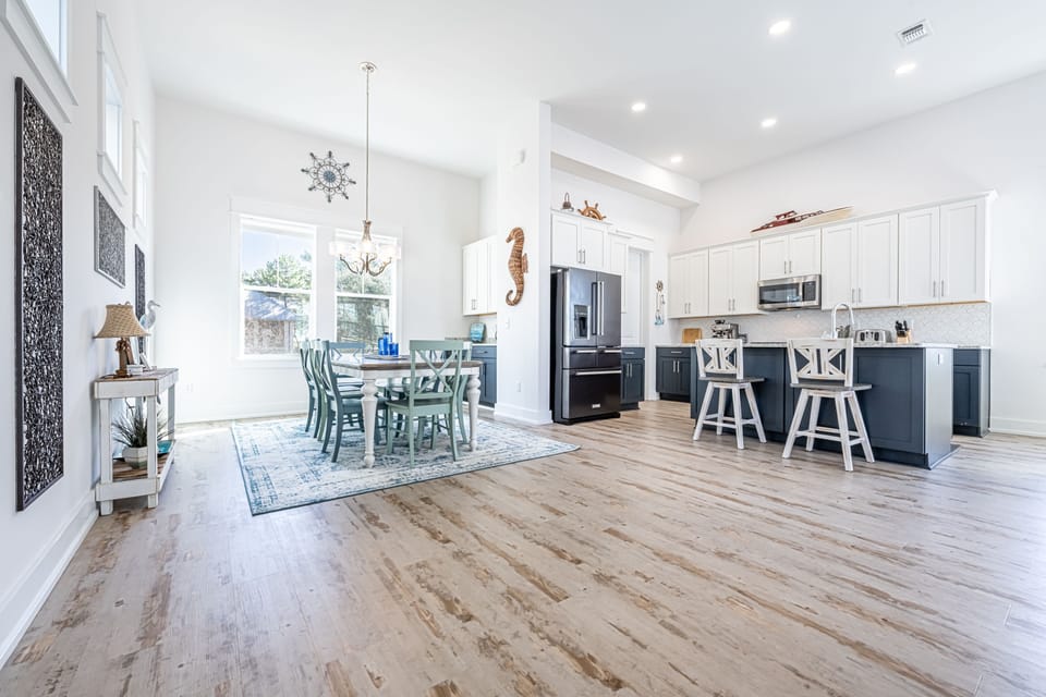 2nd Floor Dining