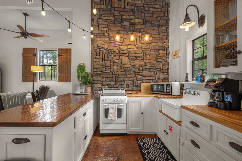 Our kitchen is fully equipped with the essentials you need to create your favorite home cooked meals!