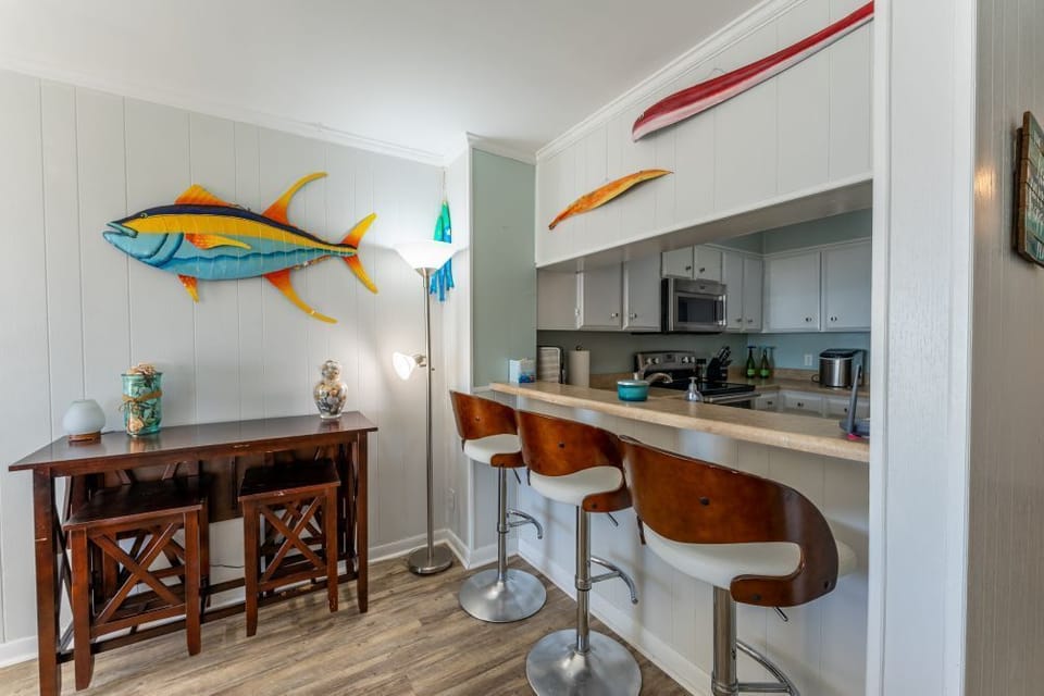 Dining area/Kitchen area