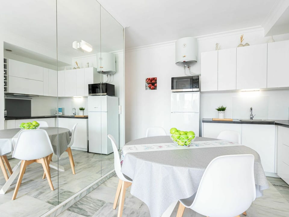 Table, Furniture, Cabinetry, White, Kitchen, Countertop, Interior Design, Houseplant, Chair