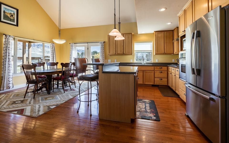 Kitchen/Dining