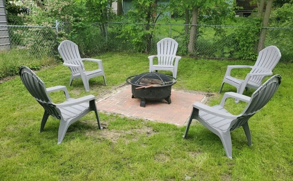 Outdoor fire area