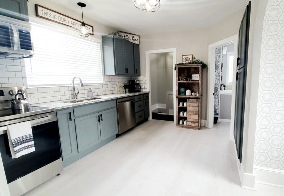 Fully stocked kitchen