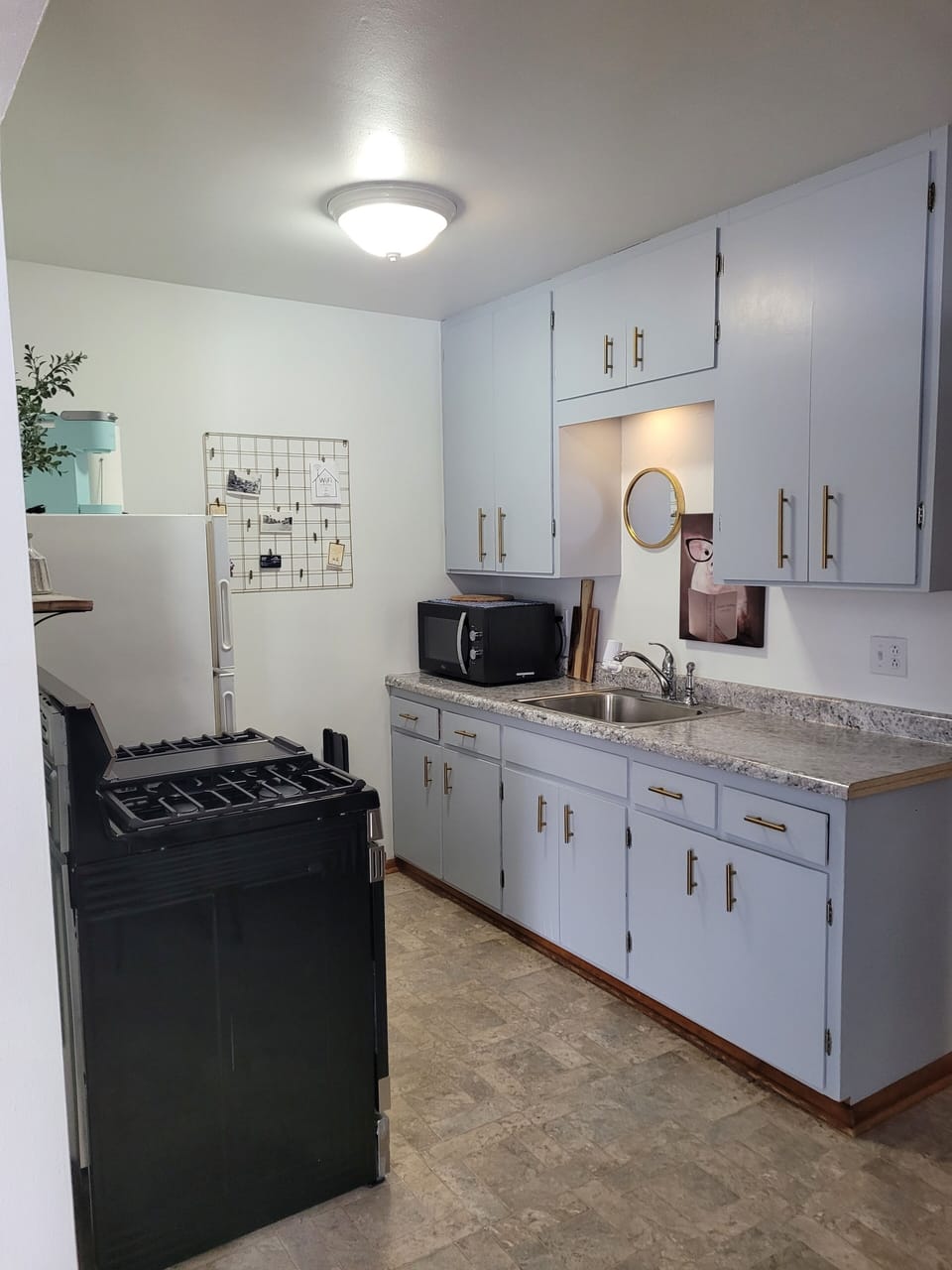 Full Kitchen 