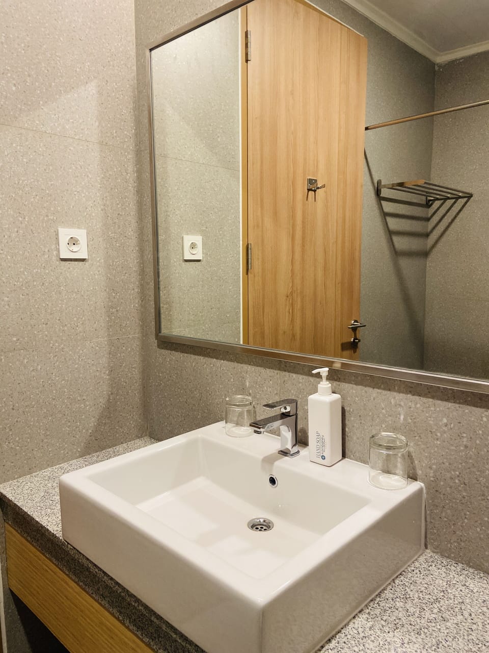 Shower, hair dryer (on request), slippers, bidet
