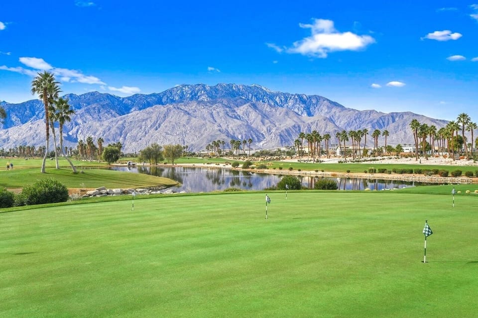 Escena Golf Course