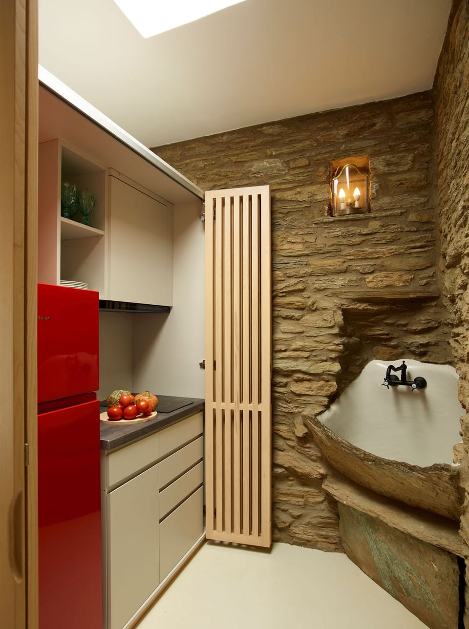 Lovely kitchenette to prepare your meals.