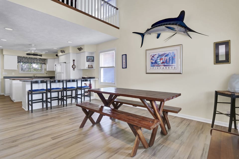 Spacious Dining Area