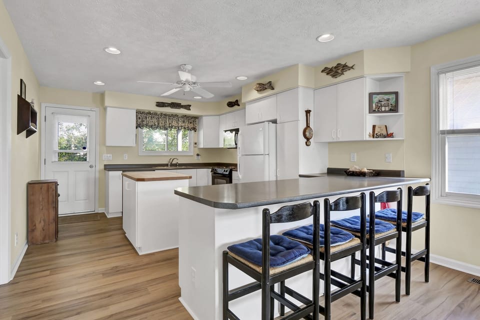Large Open Kitchen