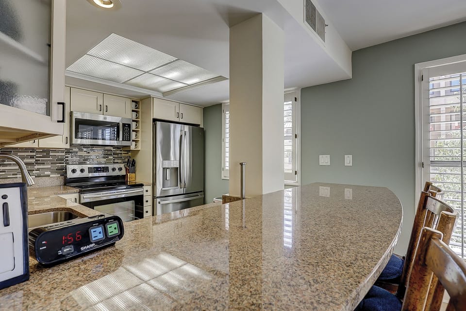 Kitchen with bar seating