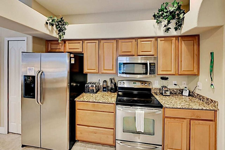 Gourmet fully equipped kitchen