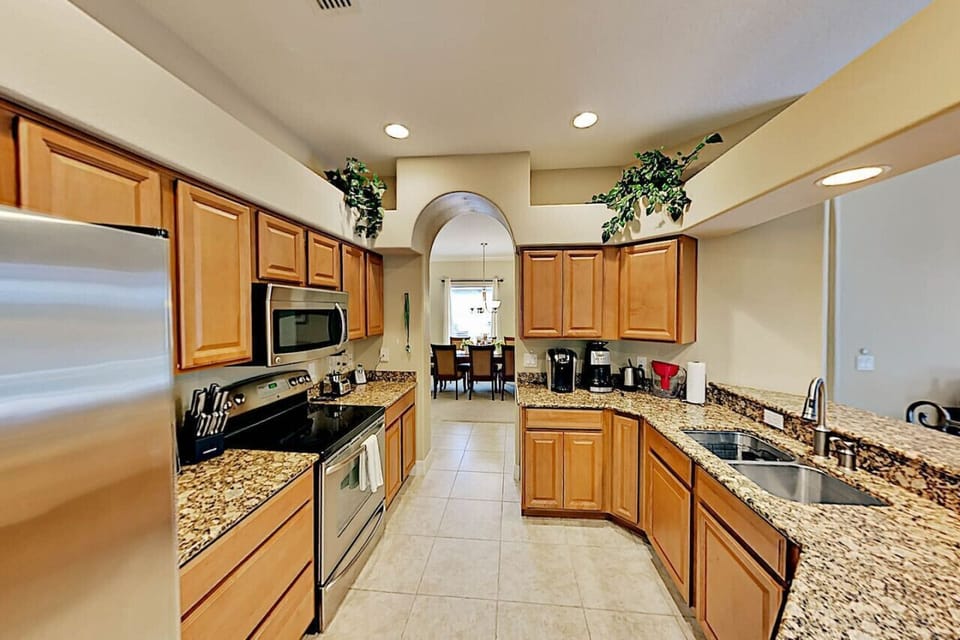 Upgraded Stainless Steel Appliances