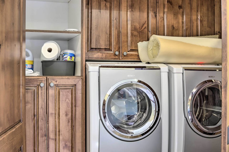In-Unit Laundry