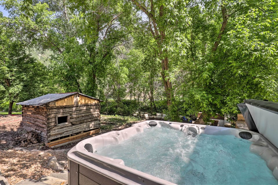 Private Hot Tub
