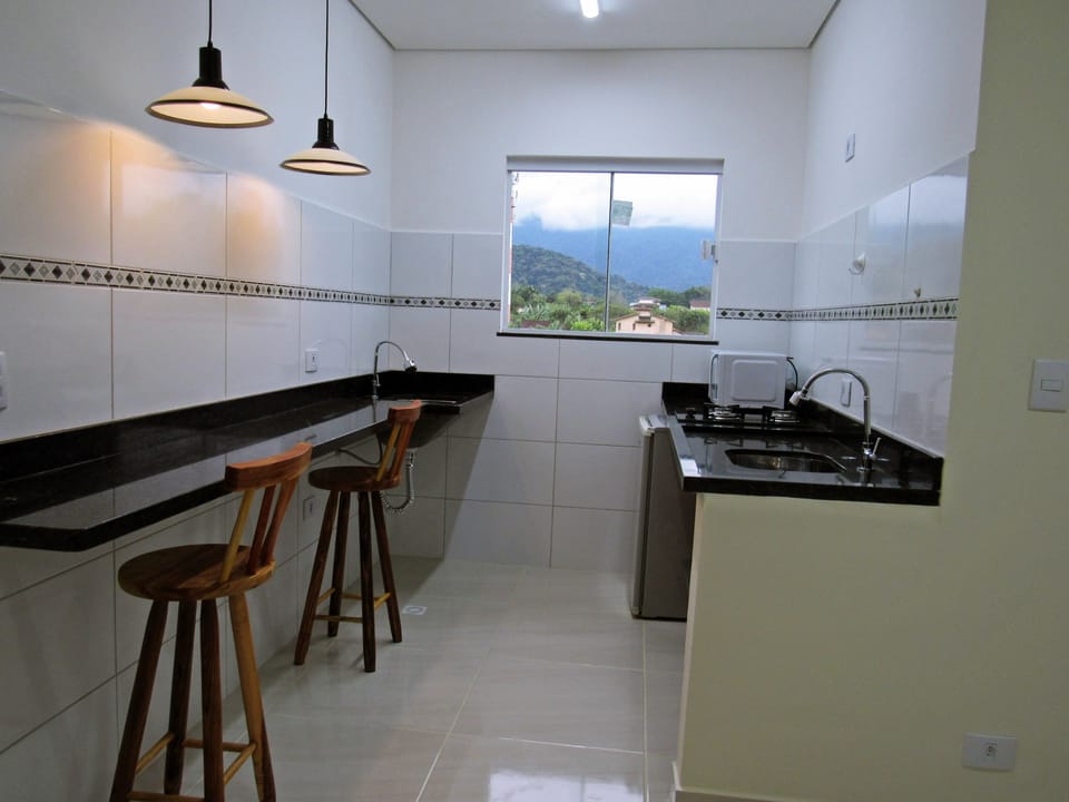 Cookware/dishes/utensils