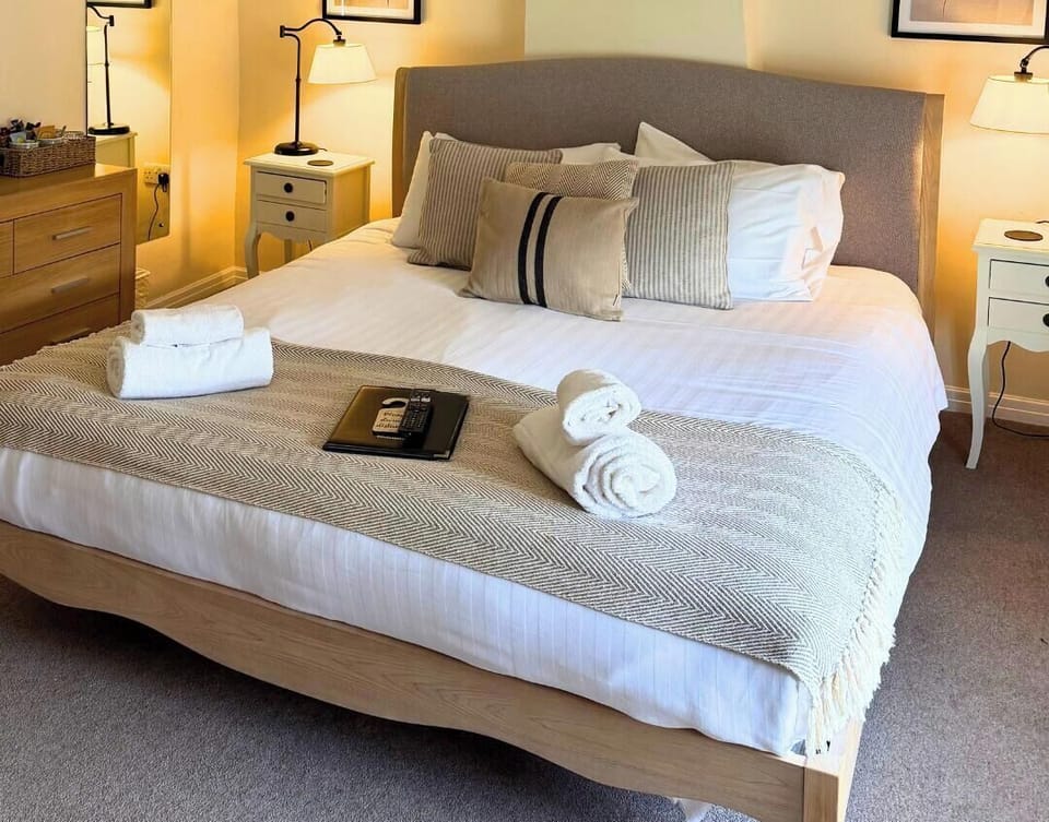 Tripsdale - Superior Superking | Iron/ironing board (on request), WiFi (free), bed sheets