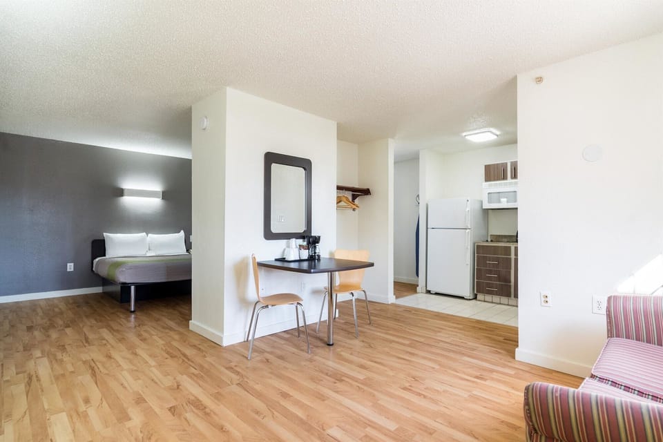 Desk, iron/ironing board, free WiFi, bed sheets