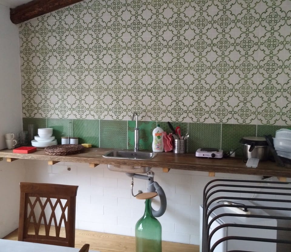 House, 2 Bedrooms | Private kitchen