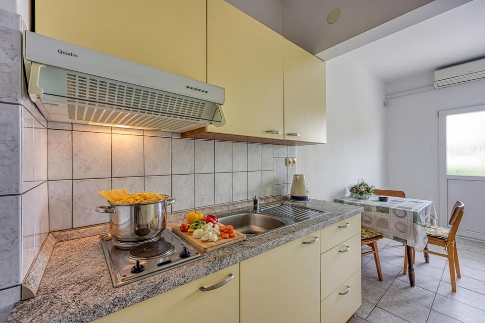 Kitchen and dining area