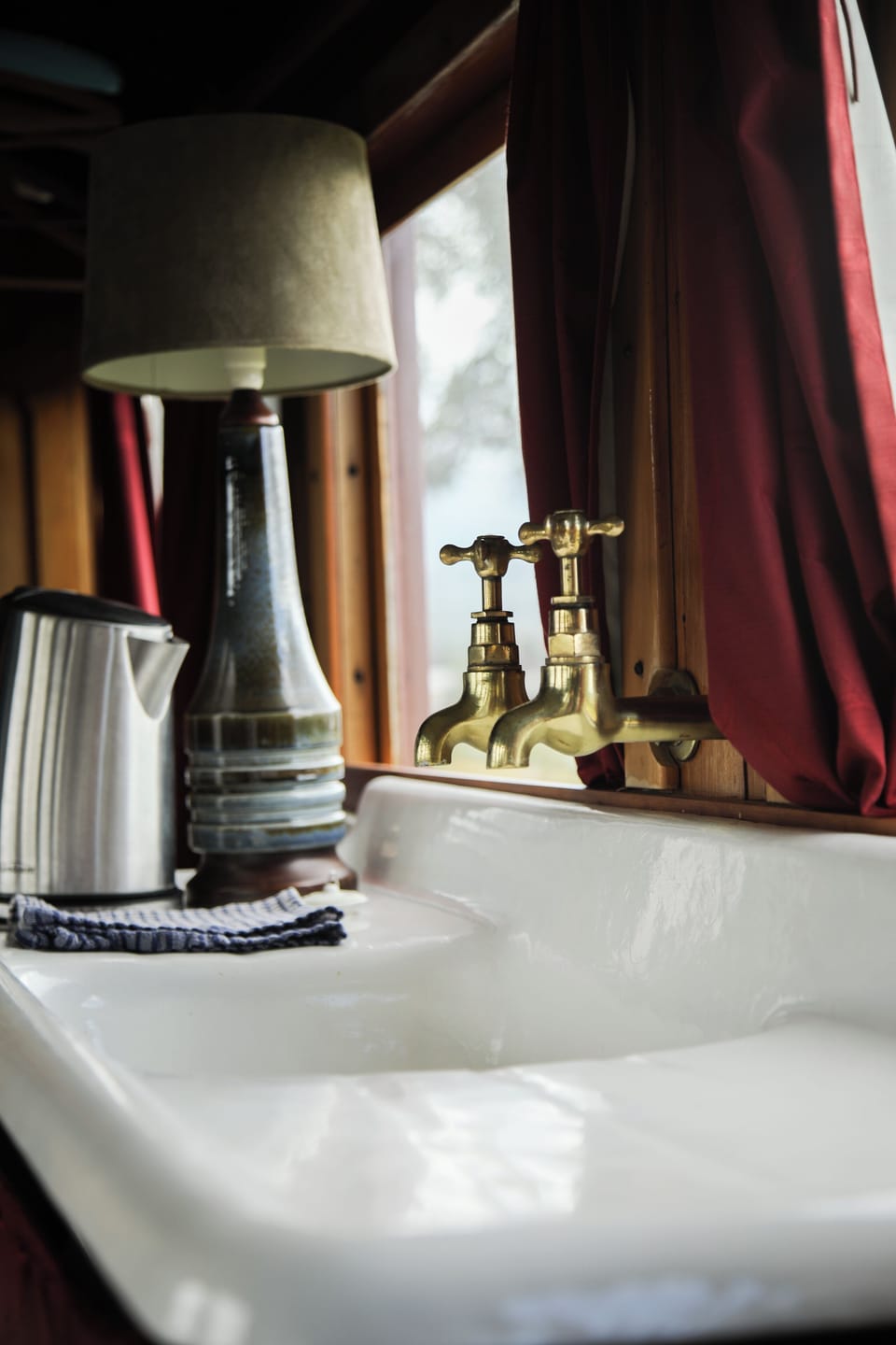 Fiordland Carriage | Bathroom | Free toiletries, hair dryer, towels