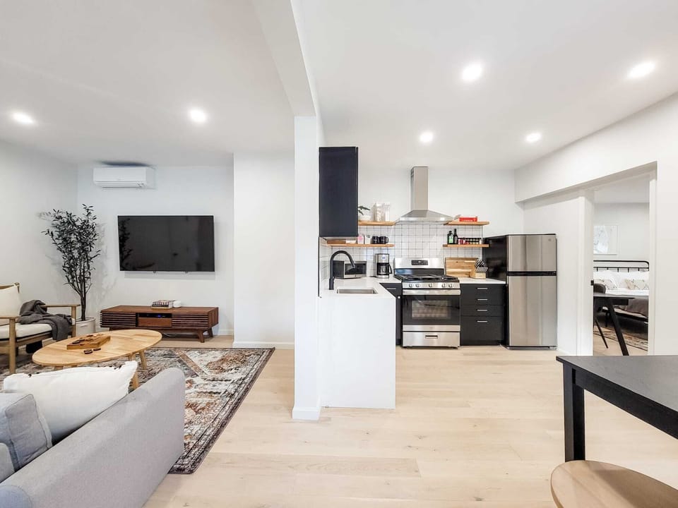 Living Room & Kitchen