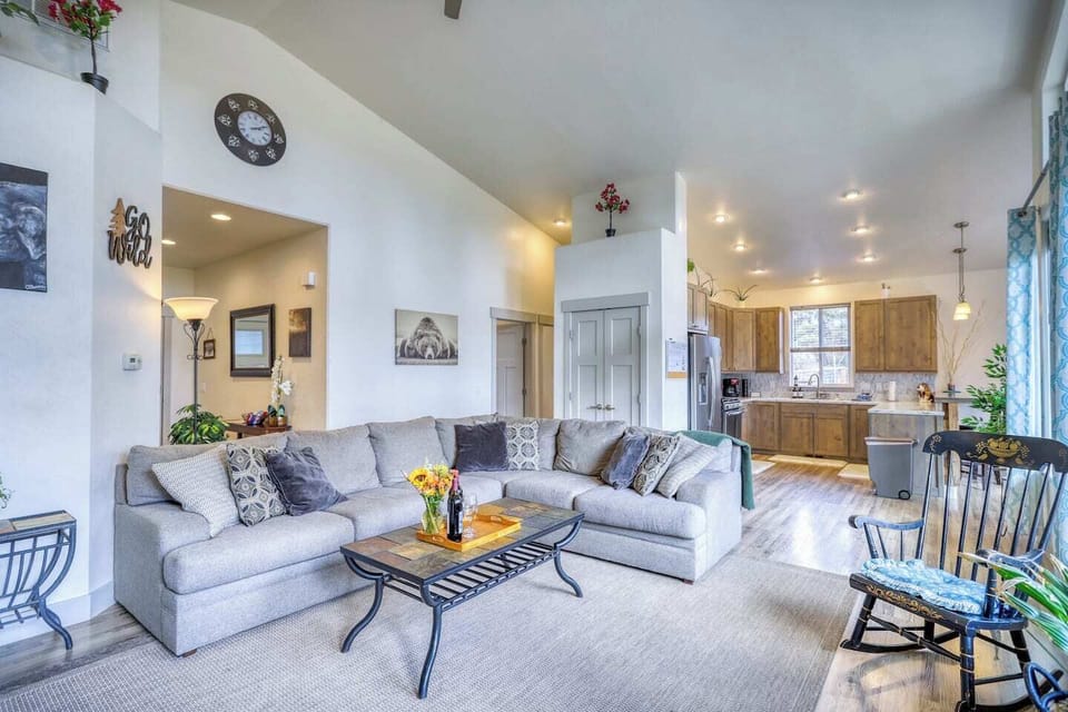 Living Room Area of Kitchen