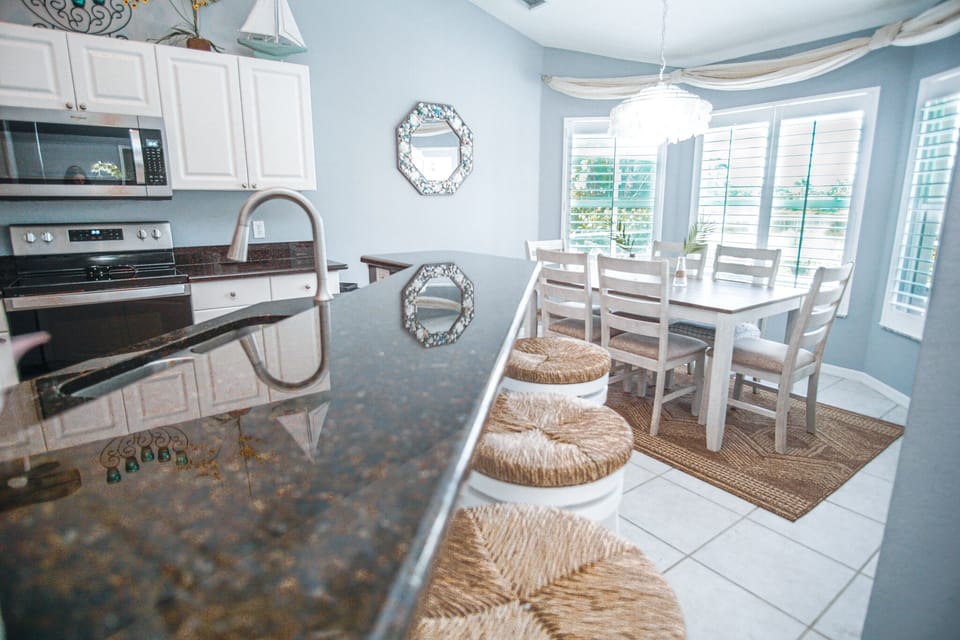 kitchen area

