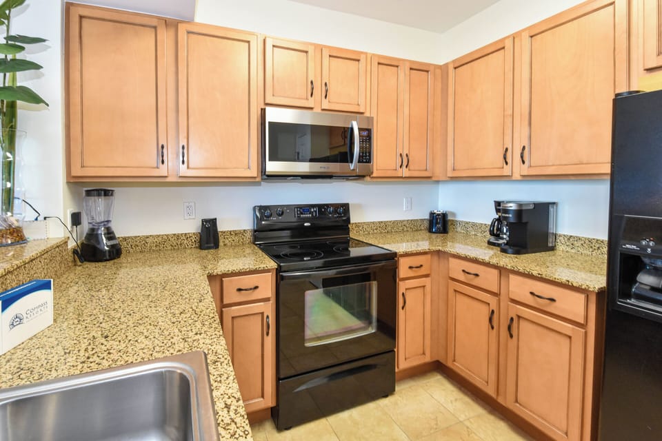 The Palms of Destin 1511- Fully Equipped Kitchen