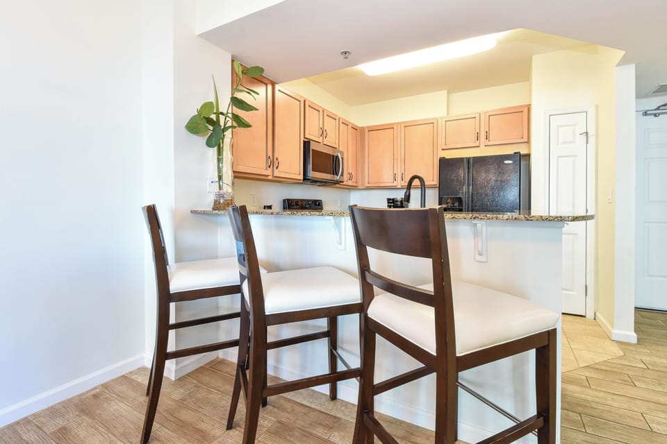 The Palms of Destin 1511- Breakfast Bar