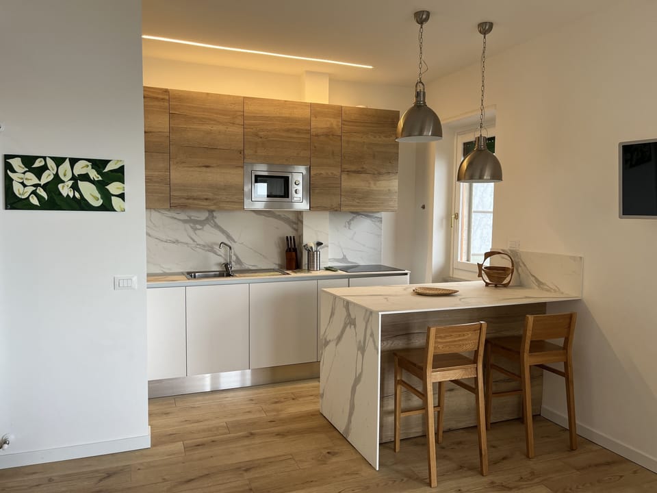 Full kitchen 