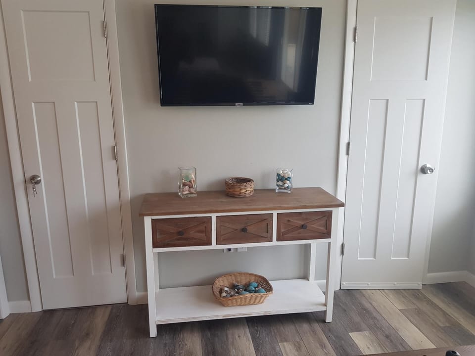 TV with Netflix and Amazon Prime