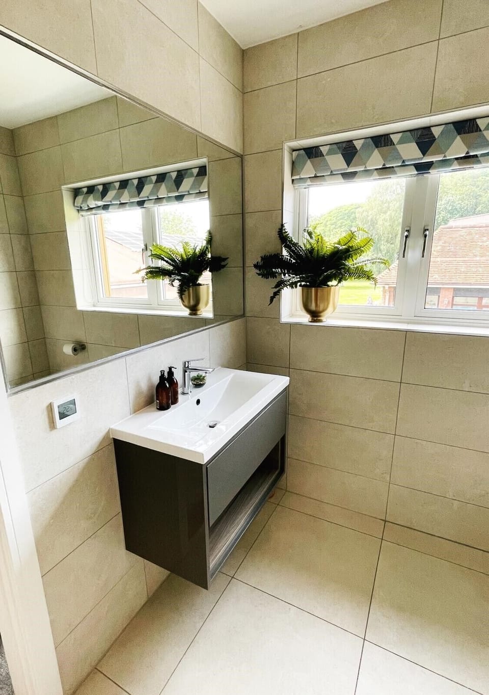 Ensuite bathroom