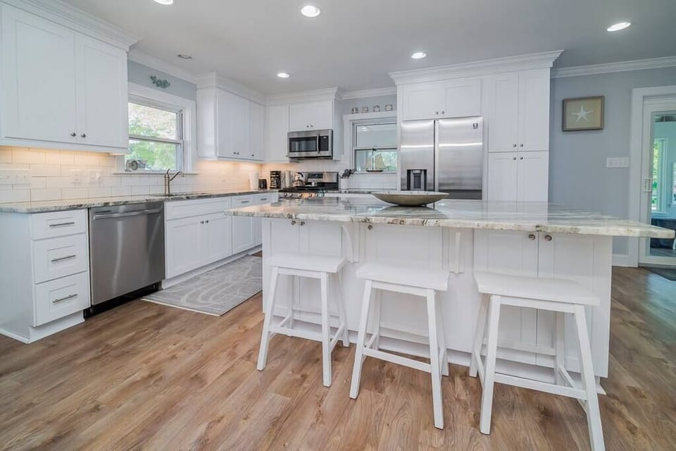 A kitchen island.
