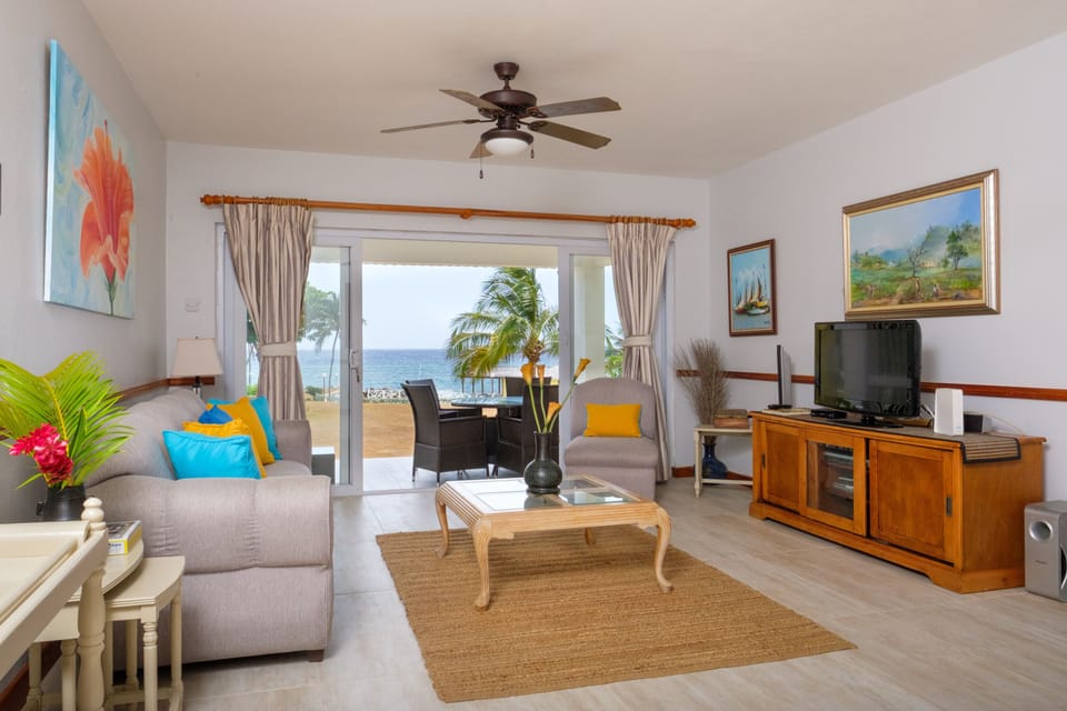 Beautifully decorated open living space with bean bag & Cable/TV & amazing views