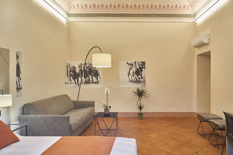 Deluxe Room | Premium bedding, in-room safe, desk, laptop workspace