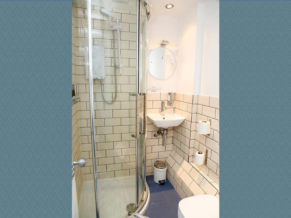 INNit Joy Bed and Breakfast in Hove