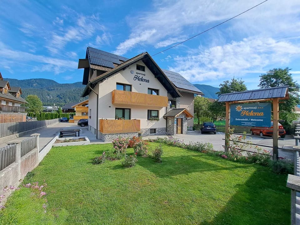exterior with parking place